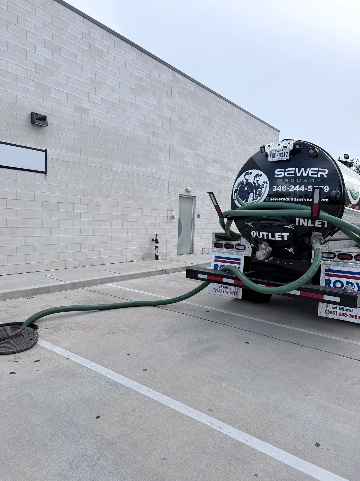 Sewer Squad service truck working in Conroe, Texas